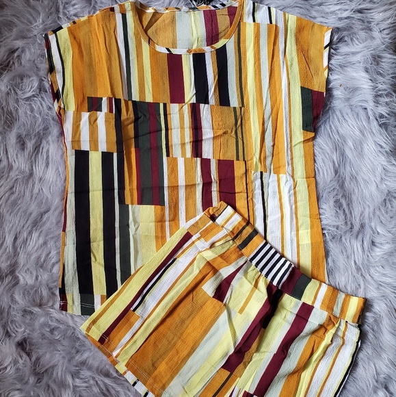 Multicolored striped 2 piece set - Picture 3 of 5